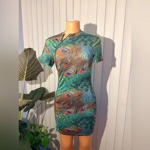 Elegant Green Peacock Pattern Midi Dress